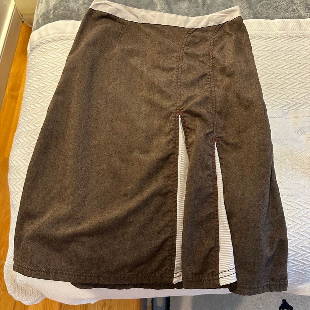 Horny Toad Brown Skirt with Cream Accents